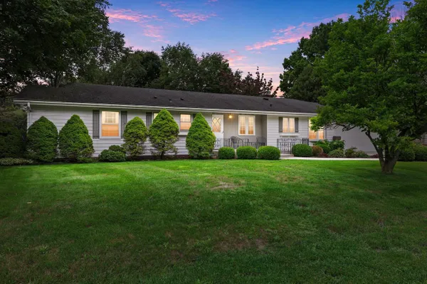 239 OLD PINE CIR
