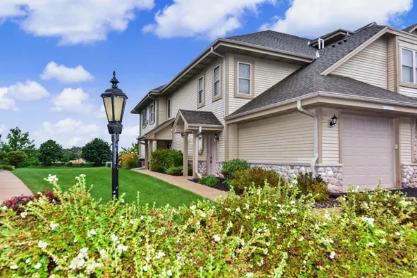 W173N5537 RAVENWOOD DR 5537