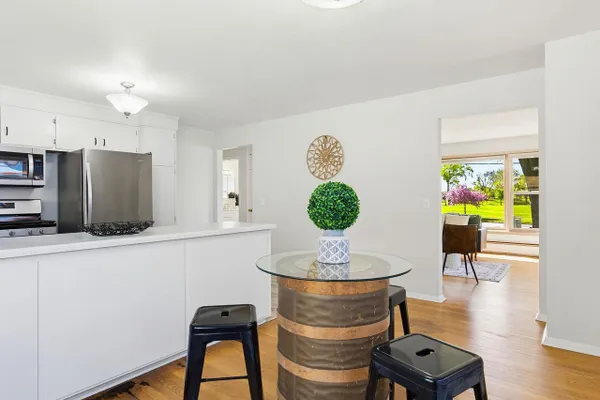 114 W OLIN AVE