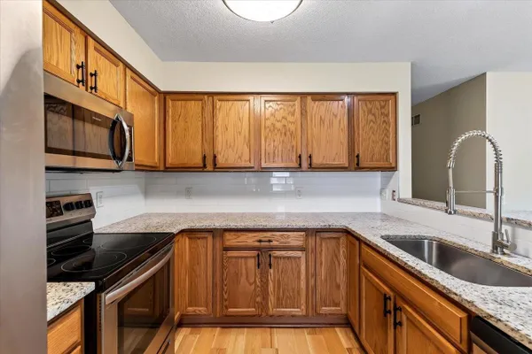 6683 CHARLIE GRIMM RD