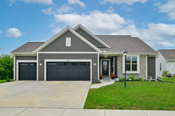 N174W20564 LAUREL SPRINGS CIR
