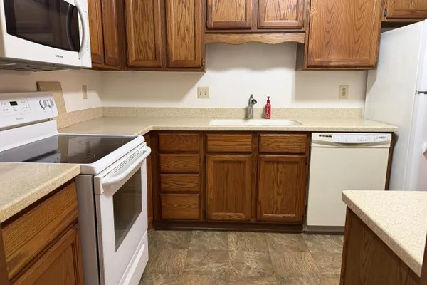 8631 31ST CT 102