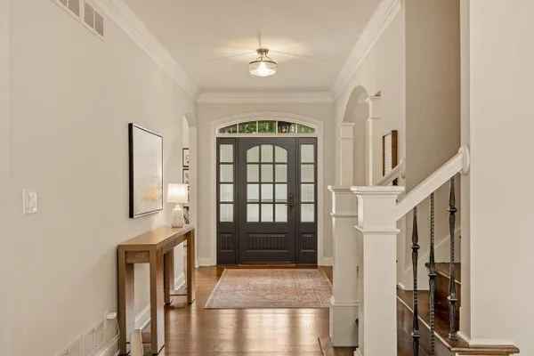 2120 CARRIAGE HILLS DR