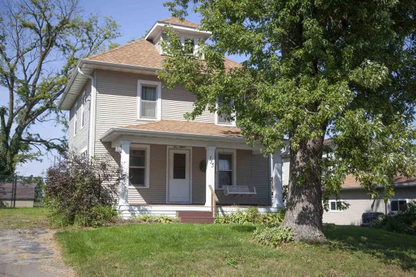 115 W WILSON ST