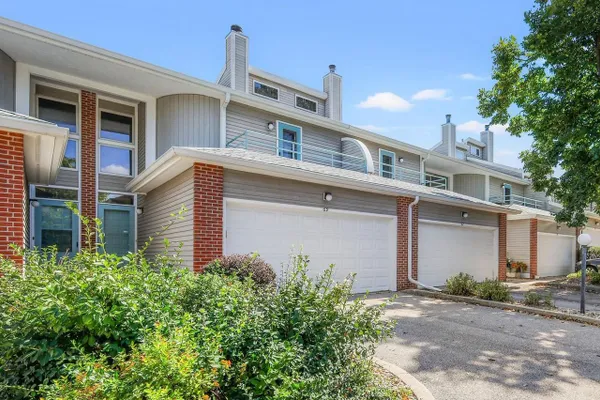 69 PONWOOD CIR