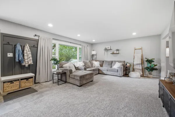 W154N8216 VALLEY VIEW DR