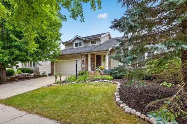 5629 KINSALE DR