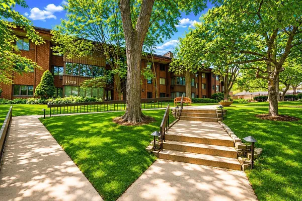 1219 N JACKSON ST 308