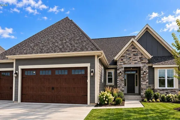 1607 SAUK TRL