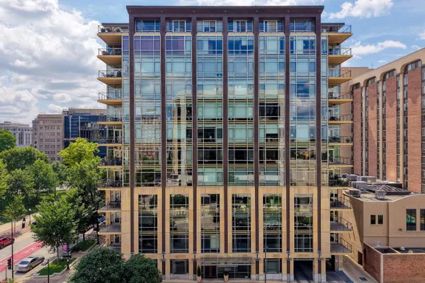 100 WISCONSIN AVE 1201