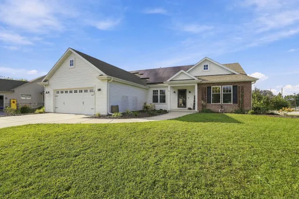 200 STONEFIELD DR