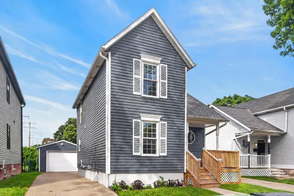 2341 N DR WILLIAM FINLAYSON ST