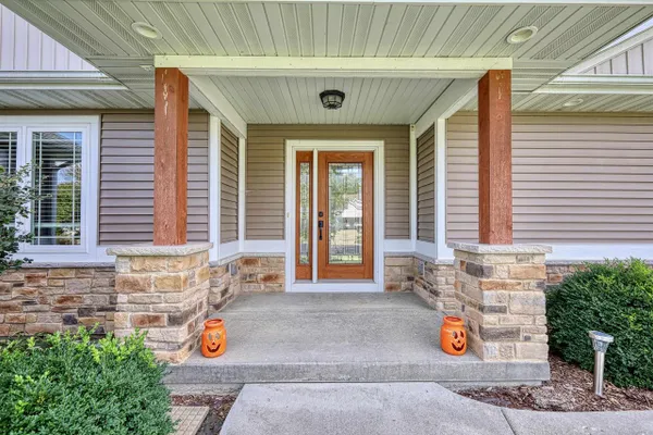 601 WHEATLAND DR