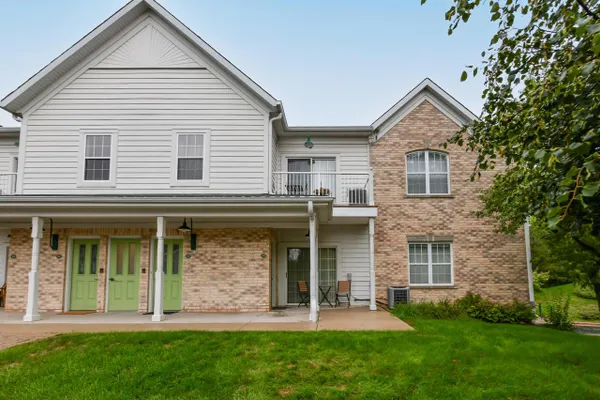 2740 NORTHVIEW RD 104