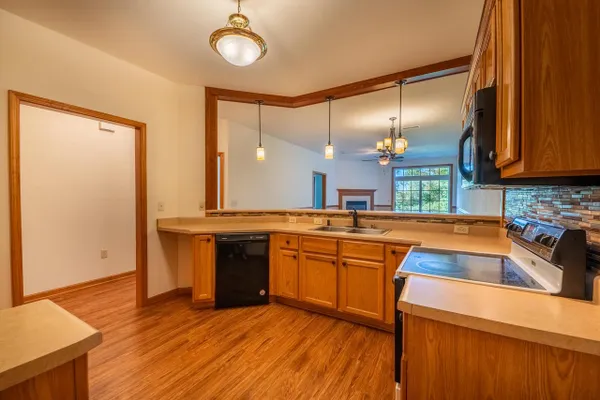 772 BRIDLEWOOD DR 5103E