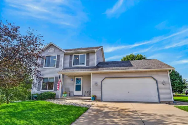 2141 BLUE HERON CT