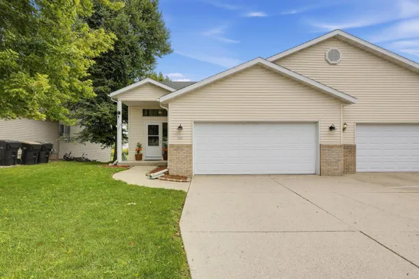 507 TRAILSIDE DR
