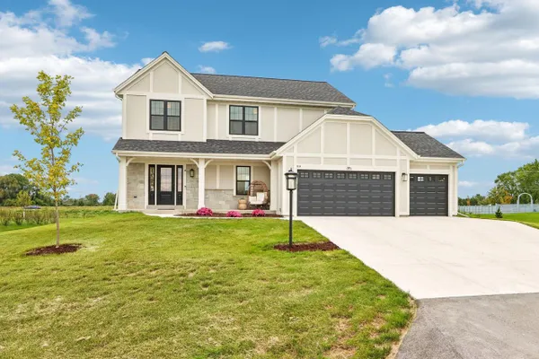 614 TWIN CREEKS DR