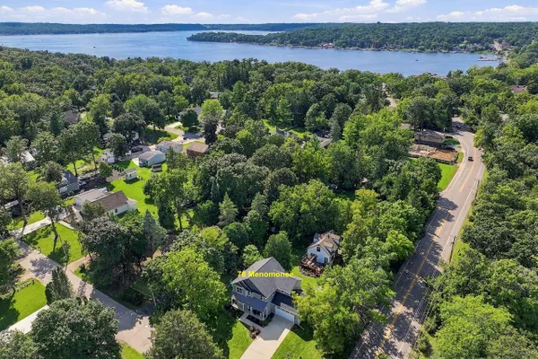 78 MENOMONEE RD