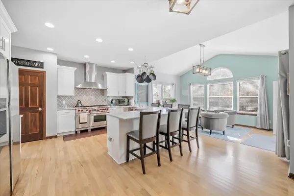2127 WILLOW POND WAY