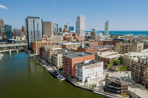 141 N WATER ST 24