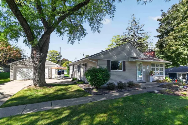 5505 MONONA PASS