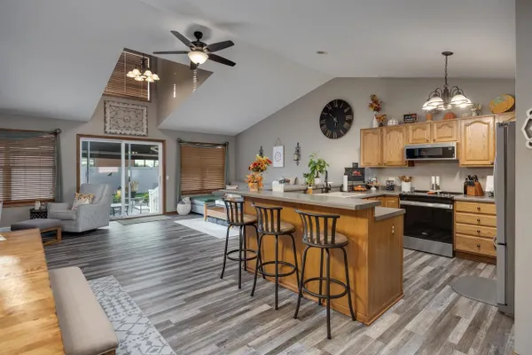 2149 BLUE HERON CT