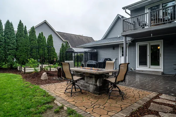 7244 S DOVER HILL CT