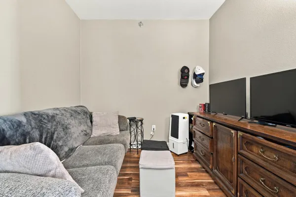 4120 S LAKE DR 453