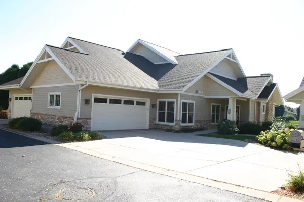 304 CONEFLOWER CT