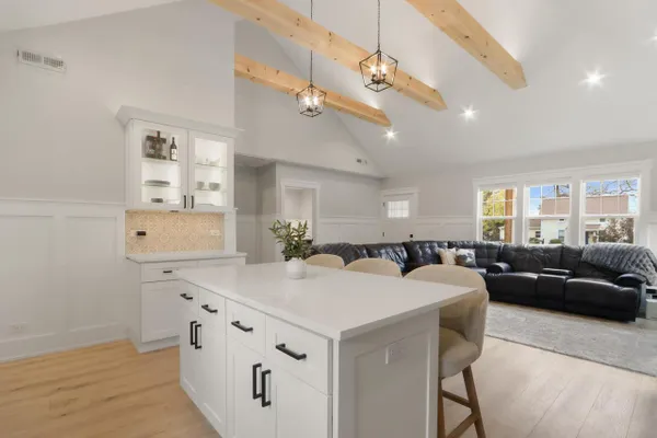 146 ELMHURST CT