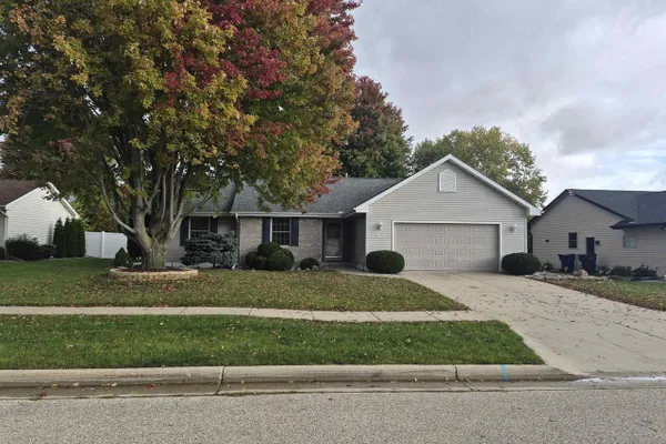 3823 SANDHILL DR