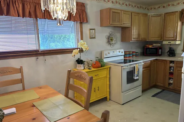 827 CORONADA DR