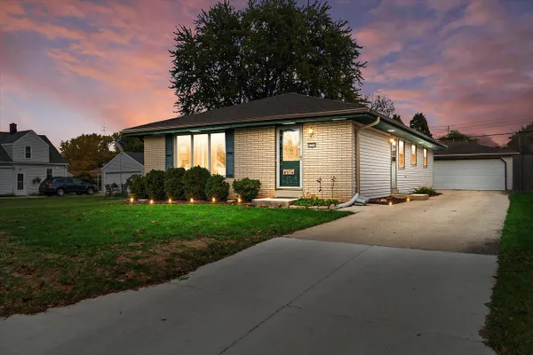 4242 S 91ST PL