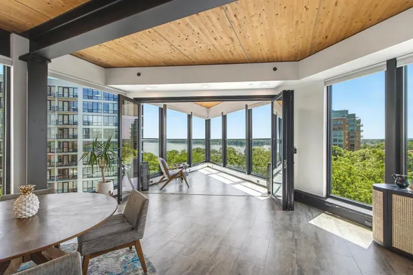 211 S HENRY ST 603