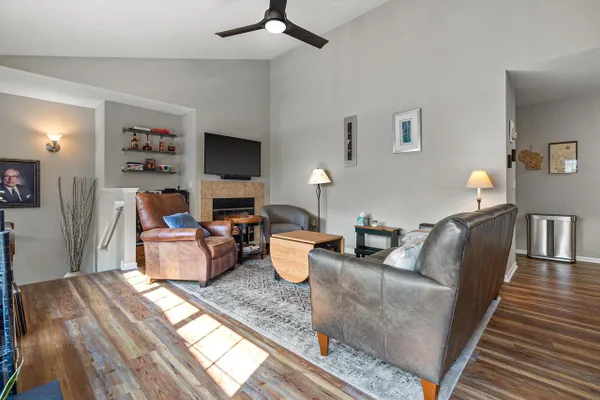 N16W26401 MEADOWGRASS CIR D