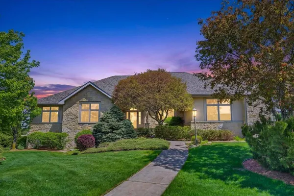 1053 WINGED FOOT DR