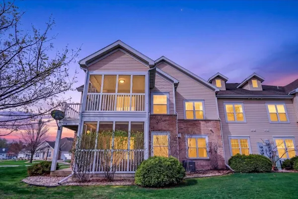30 KEYSTONE WAY 22