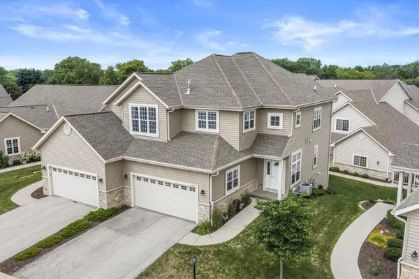 21842 S WEATHER EDGE CIR 232