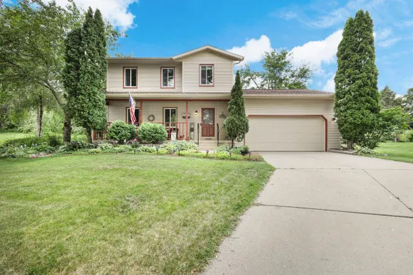 3702 SPRING HILL CT