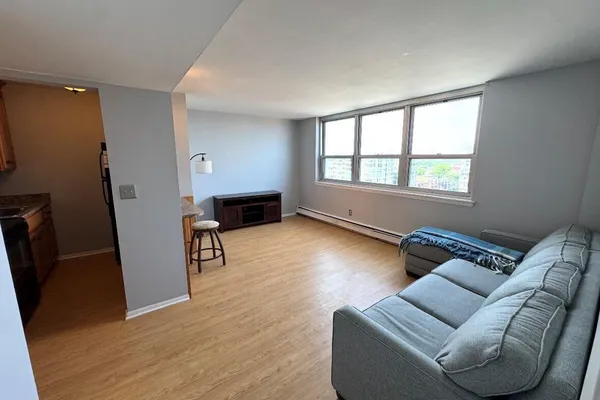 1707 N PROSPECT AVE 12D