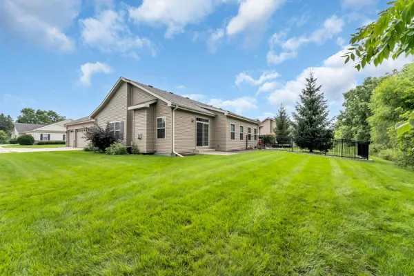 916 LANGDON CT