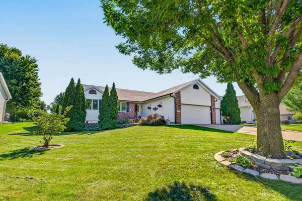 1357 OVERLOOK PASS