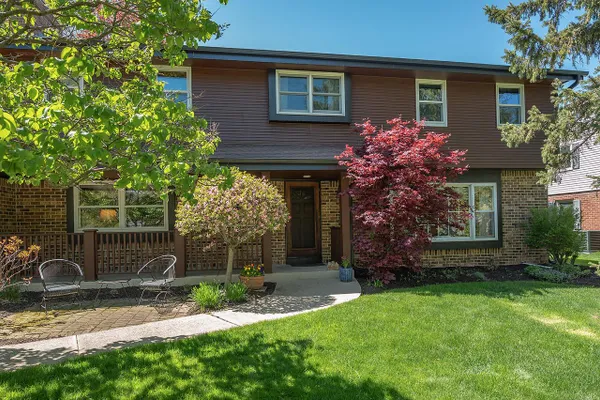 6411 N BITTERSWEET LN