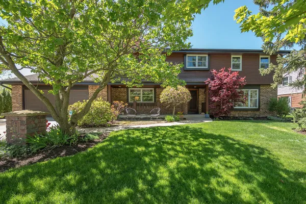 6411 N BITTERSWEET LN