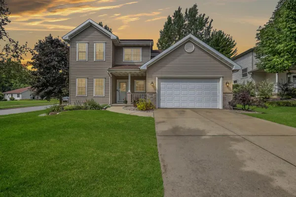 1202 TAMARACK WAY