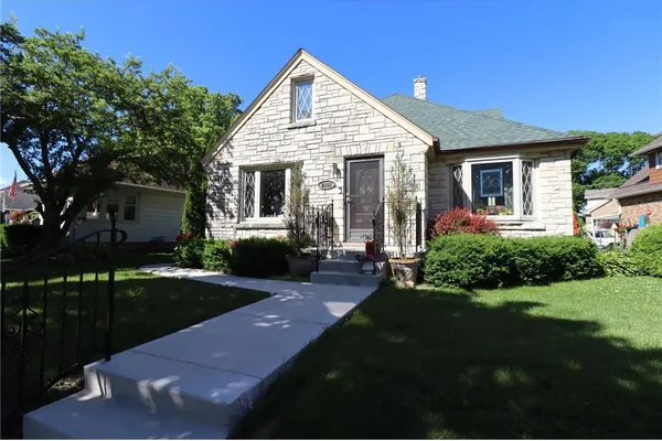 2141 S LIVINGSTON TER