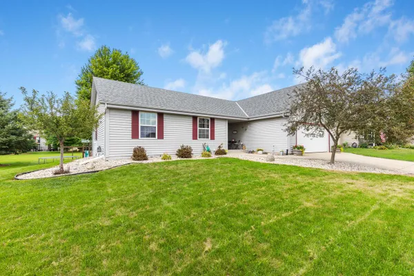 1205 HURON WAY
