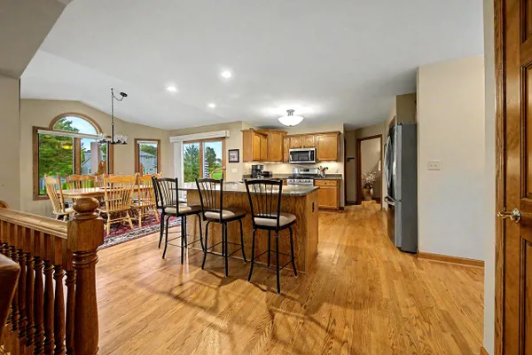 13320 CRESTWOOD CT
