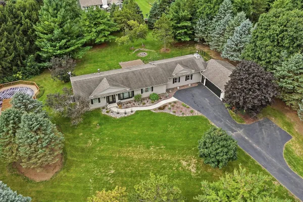 W2627 COPPERHEAD LN